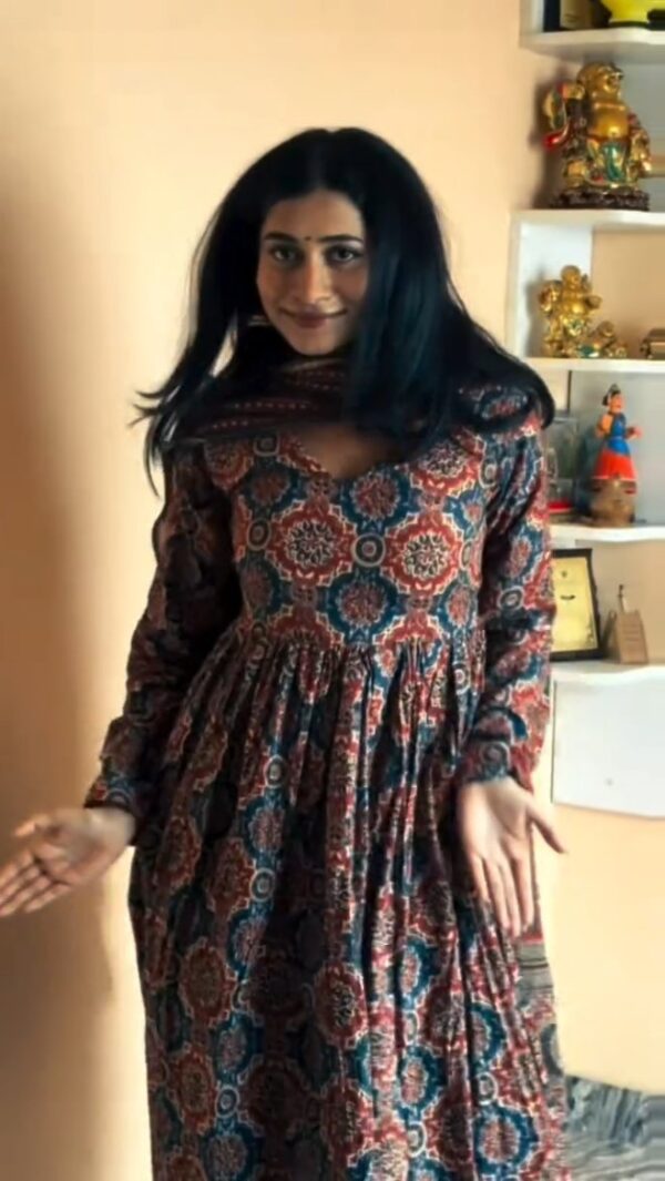 Asthetic Kurti Set