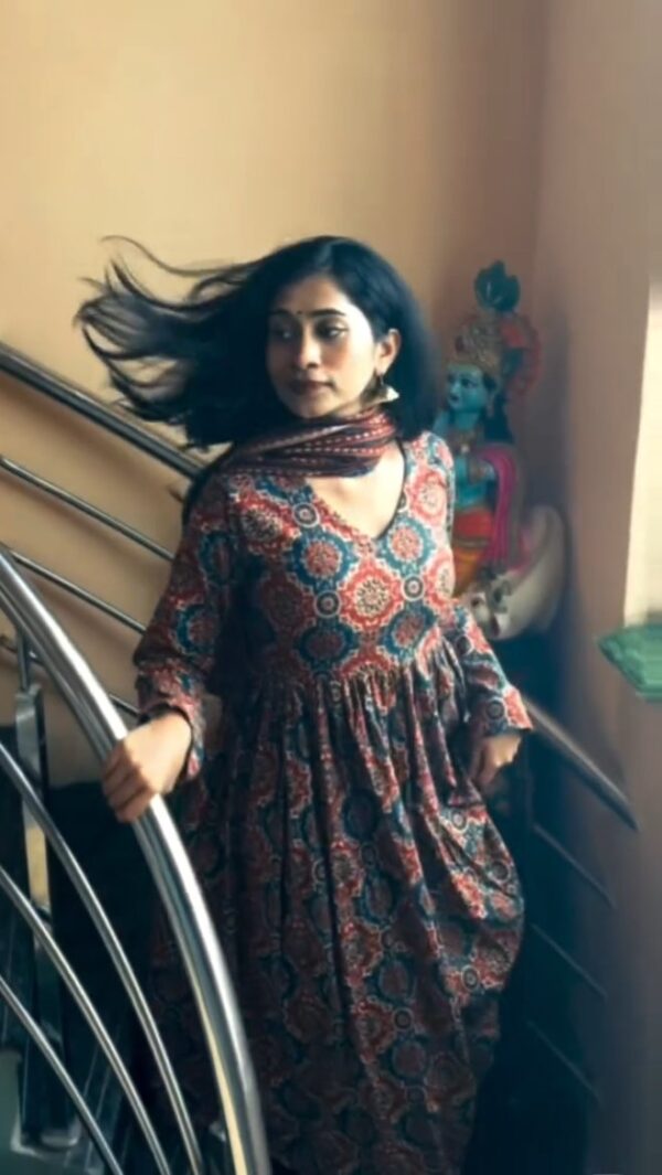 Asthetic Kurti Set