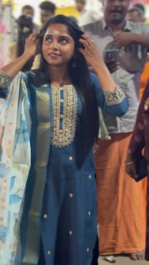 Kurti Set for Temple Wear